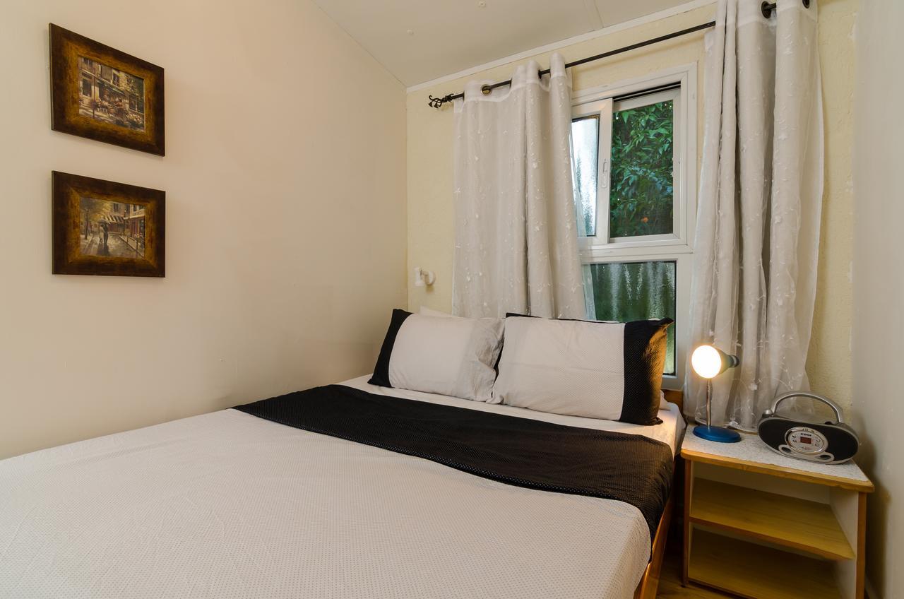 Bed and Breakfast Orna'S Corner Yuval Екстер'єр фото